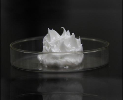 潤滑脂滴點的高低主要受到什么影響？